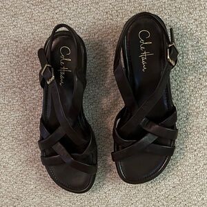 Women’s size 8 Cole Haan/Nike buttery soft leather wedge sandals